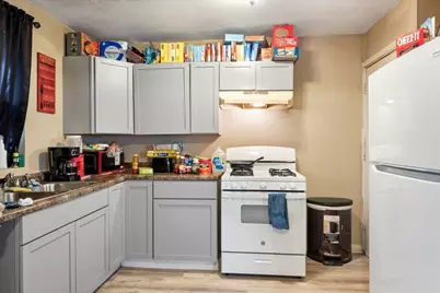 735 E 105th Place, Chicago, IL 60628 - Photo 5