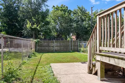 735 E 105th Place, Chicago, IL 60628 - Photo 11
