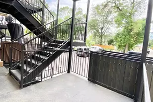 3228 W Palmer St, Chicago, IL 60647 - Photo 9