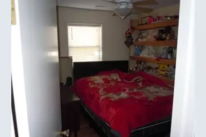138 W Irving Park Road, Wood Dale, IL 60191 - Photo 11