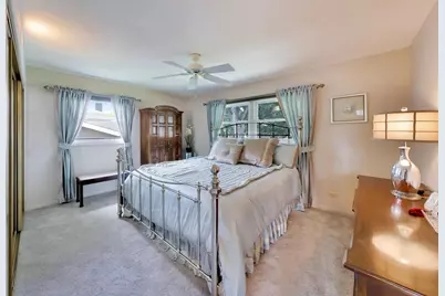 2314 E Lillian Lane, Arlington Heights, IL 60004 - Photo 13