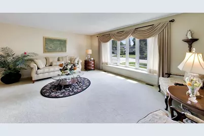 2314 E Lillian Lane, Arlington Heights, IL 60004 - Photo 3
