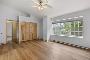 620 N Charter Hall Dr, Palatine, IL 60067 - Photo 23
