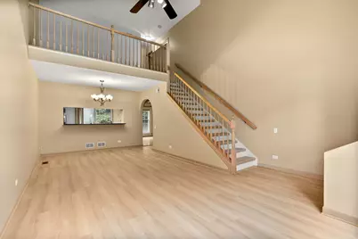 620 N Charter Hall Drive, Palatine, IL 60067 - Photo 5