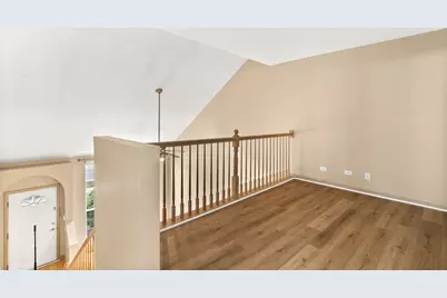 620 N Charter Hall Drive, Palatine, IL 60067 - Photo 17