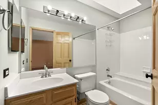 620 N Charter Hall Dr, Palatine, IL 60067 - Photo 19