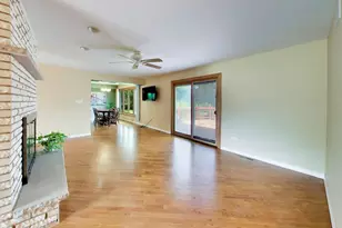 757 Oakwood Dr, Westmont, IL 60559 - Photo 11