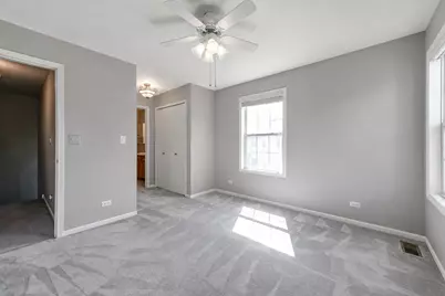 1432 Hampshire Court, Roselle, IL 60172 - Photo 15