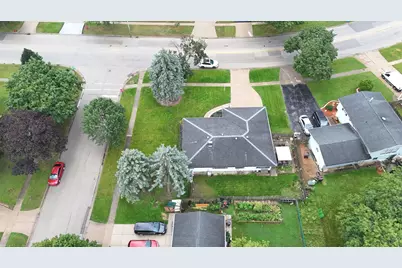 270 Berkshire Drive, Crystal Lake, IL 60014 - Photo 23