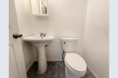 2222 W Rosemont Avenue #2E, Chicago, IL 60659 - Photo 9