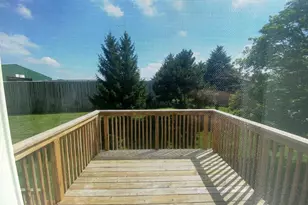 1826 Kerrybrook Ct, Sycamore, IL 60178 - Photo 13