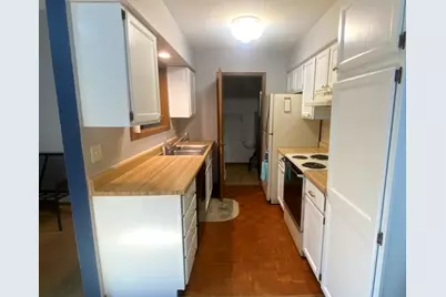 1826 Kerrybrook Court #1826, Sycamore, IL 60178 - Photo 3