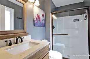 1806 Portsmouth Ln, Schaumburg, IL 60194 - Photo 17