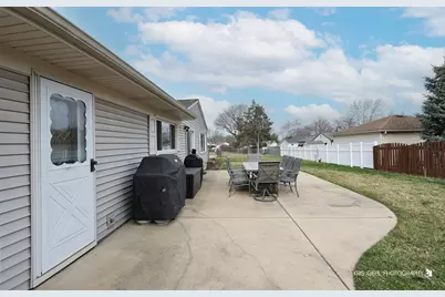 1806 Portsmouth Lane, Schaumburg, IL 60194 - Photo 23
