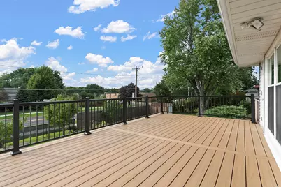 1470 Ashley Road, Hoffman Estates, IL 60169 - Photo 27