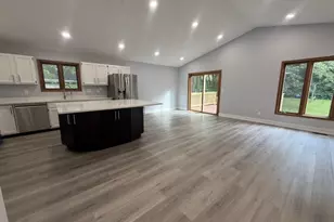 1619 Candlewick Dr SW, Poplar Grove, IL 61065 - Photo 9
