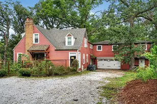 8060 W Woodvale Rd, Frankfort, IL 60423 - Photo 1