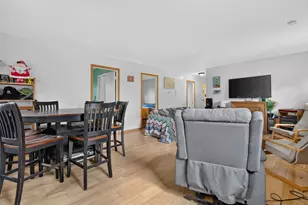8060 W Woodvale Rd, Frankfort, IL 60423 - Photo 25
