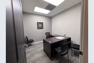 777 E Algonquin Road, Algonquin, IL 60102 - Photo 17