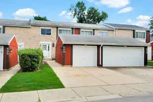 509 Sundance Dr, Bolingbrook, IL 60440 - Photo 1