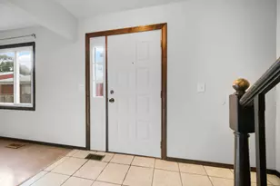 509 Sundance Dr, Bolingbrook, IL 60440 - Photo 5