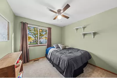677 Windemere Lane, Carol Stream, IL 60188 - Photo 15