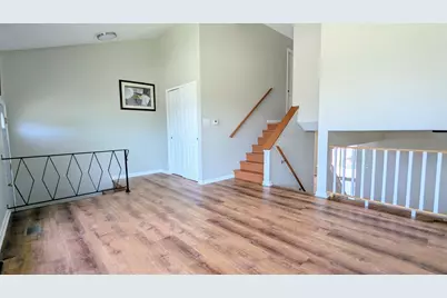 382 Dover Drive, Des Plaines, IL 60018 - Photo 3