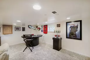 5323 N Natoma Ave, Chicago, IL 60656 - Photo 23