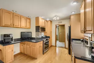 5323 N Natoma Ave, Chicago, IL 60656 - Photo 7