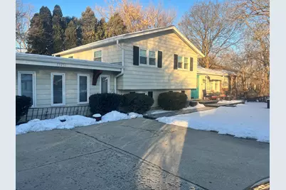 33451 N Sears Boulevard, Grayslake, IL 60030 - Photo 1