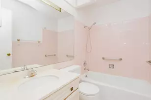 7033 N Kedzie Ave, Chicago, IL 60645 - Photo 17