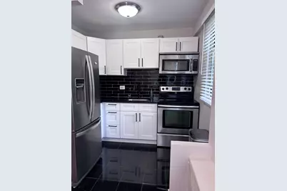 2610 W Balmoral Avenue #103, Chicago, IL 60625 - Photo 5