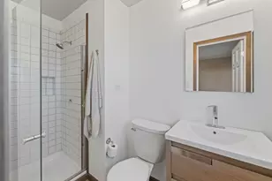 641 Clearmont Dr, Elk Grove Village, IL 60007 - Photo 21