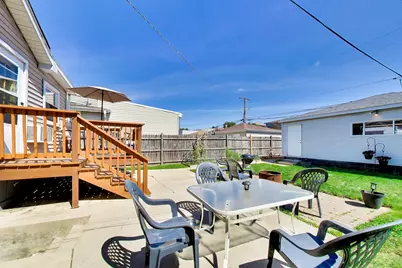 2713 N 75th Avenue, Elmwood Park, IL 60707 - Photo 25