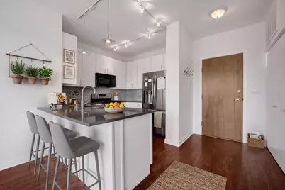 1111 W 15th Street #410, Chicago, IL 60608 - Photo 7