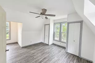 208 W Pells St, Paxton, IL 60957 - Photo 11