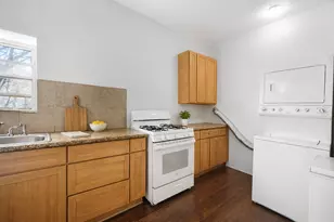 3326 E 90th St, Chicago, IL 60617 - Photo 5