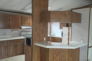 17 Cedar Ln, Sandwich, IL 60548 - Photo 9