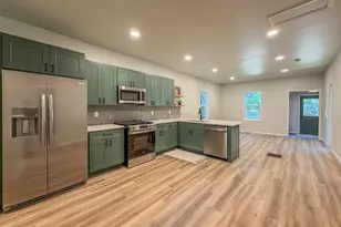 913 W Tremont St, Champaign, IL 61821 - Photo 15