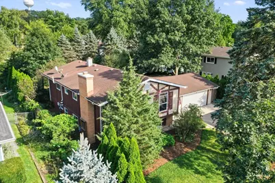 213 Liberty Avenue, Fox River Grove, IL 60021 - Photo 5