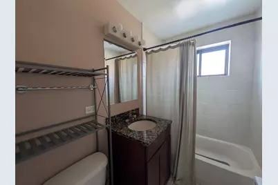 2704 W Lunt Avenue #203, Chicago, IL 60645 - Photo 11