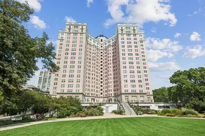 5555 N Sheridan Road #1215A, Chicago, IL 60640 - Photo 1