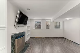 4214 N Kenmore Ave, Chicago, IL 60613 - Photo 3