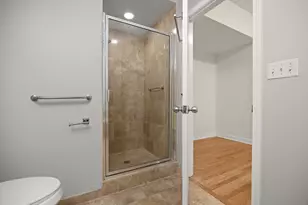 2333 W Harrison St, Chicago, IL 60612 - Photo 11