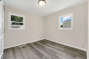 2106 Webster Ave, Joliet, IL 60436 - Photo 15