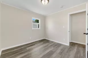 2106 Webster Ave, Joliet, IL 60436 - Photo 17