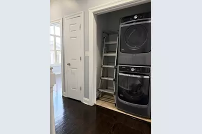 2014 N Narragansett Avenue #2014, Chicago, IL 60639 - Photo 11