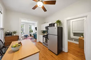 1433 W Superior St, Chicago, IL 60642 - Photo 7