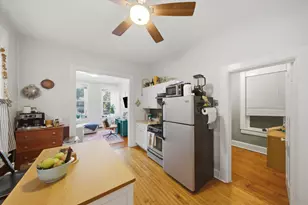 1433 W Superior St, Chicago, IL 60642 - Photo 7