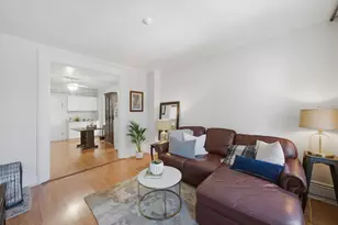 1433 W Superior St, Chicago, IL 60642 - Photo 13